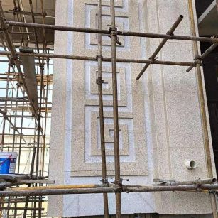 北海 黄金麻花岗岩别墅外墙干挂回纹造型效果