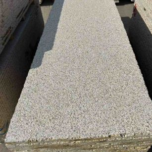 北海 黄金麻花岗岩荔枝面毛板，半成品