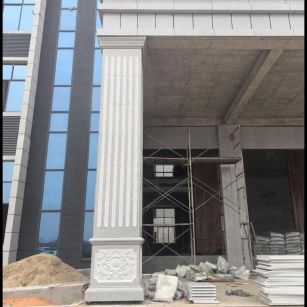 北海 芝麻白光面花岗岩门楼大柱（罗马柱）配雕花底座