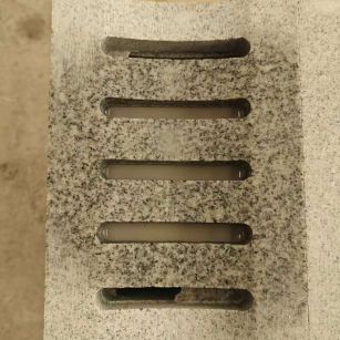 北海 芝麻白拉丝面花岗岩U型开槽排水槽