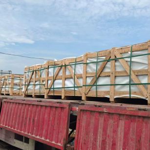 北海 芝麻白花岗岩地铺石出口专车-泰国游