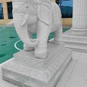 北海 白麻花岗岩动物异形石雕-大象