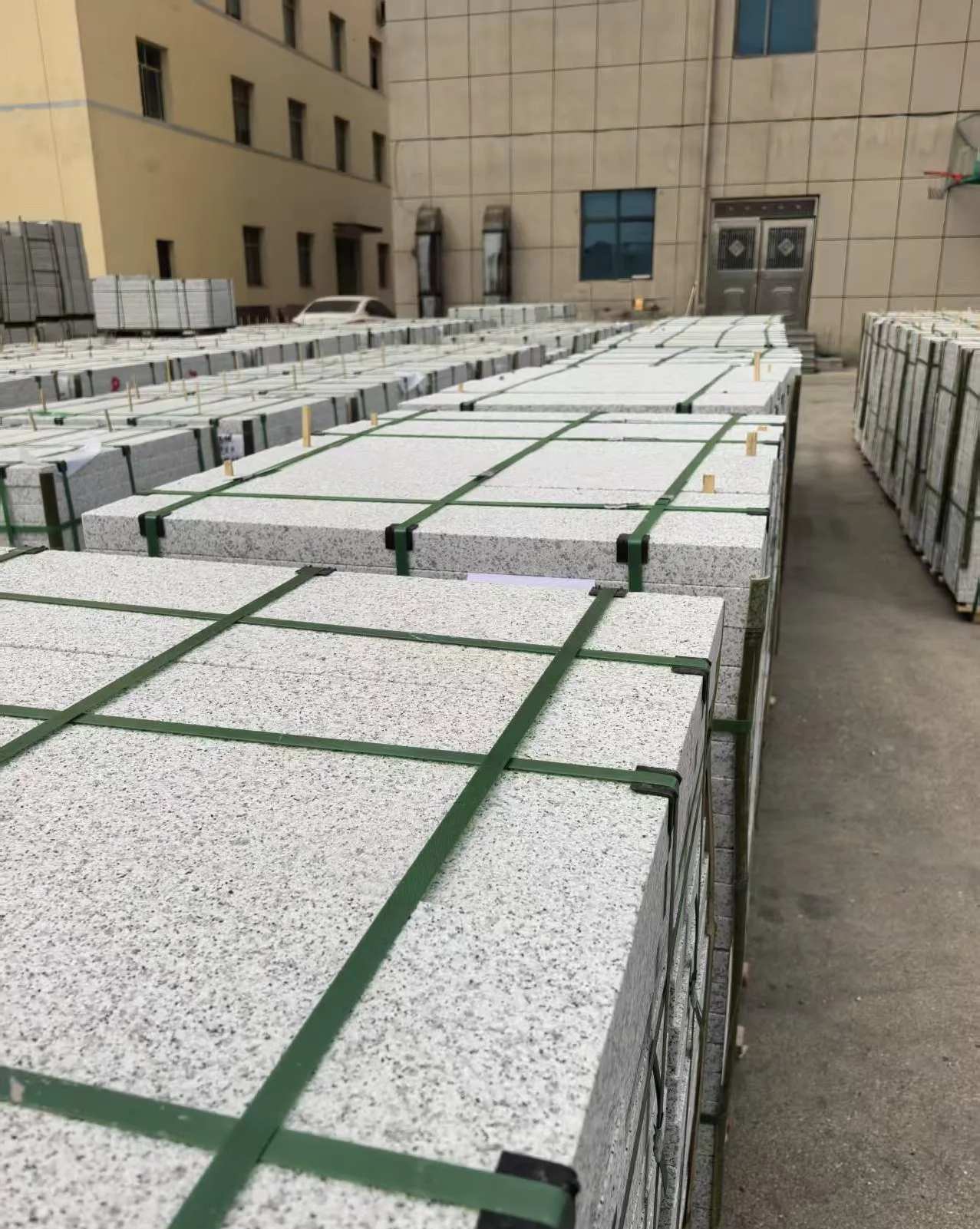 北海 白麻花岗岩5.0公分荔枝面地铺石