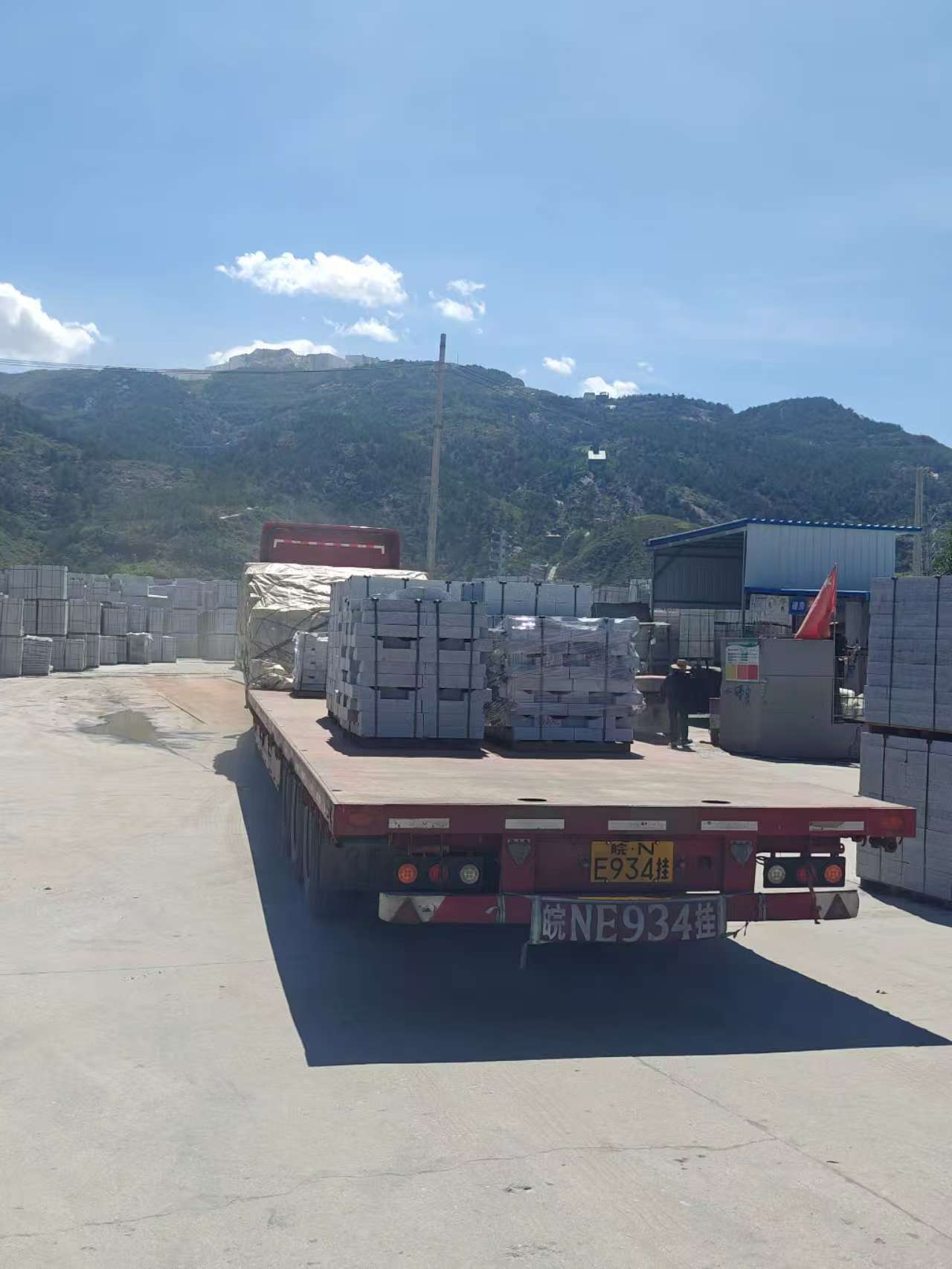 北海 芝麻白仿形路沿石，直形路沿石