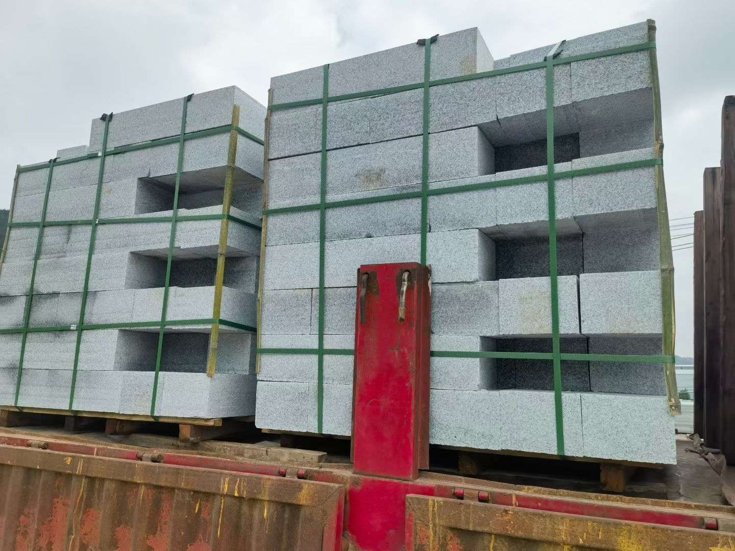 北海 芝麻白花岗岩路沿石，平石，路侧石，马路牙子，路缘石，立缘石，平缘石等