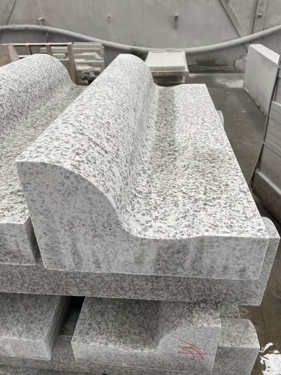 北海 白麻花岗岩S型路沿石，路侧石，马路牙子等