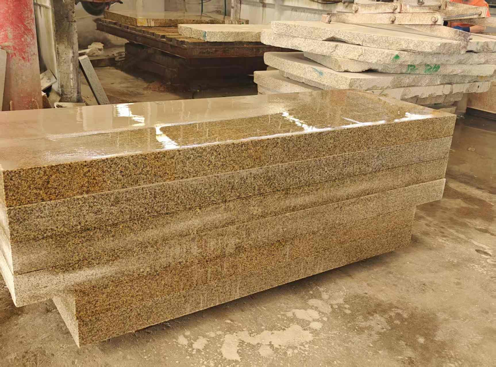 北海 黄金麻栏杆料半成品加工中