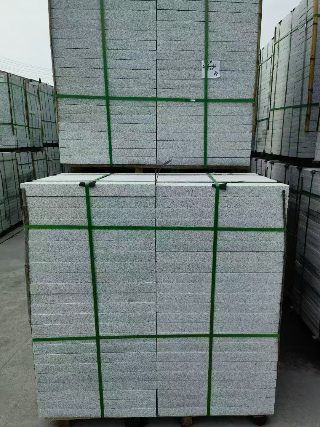 北海 芝麻白火烧，园林广场市政工程地铺石，1.8~5.0厚均有现货