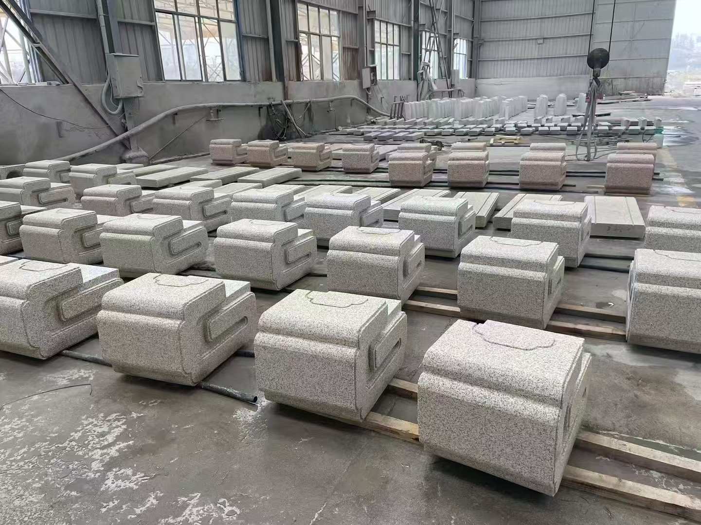 北海 白麻花岗岩异形加工-石凳，坐凳