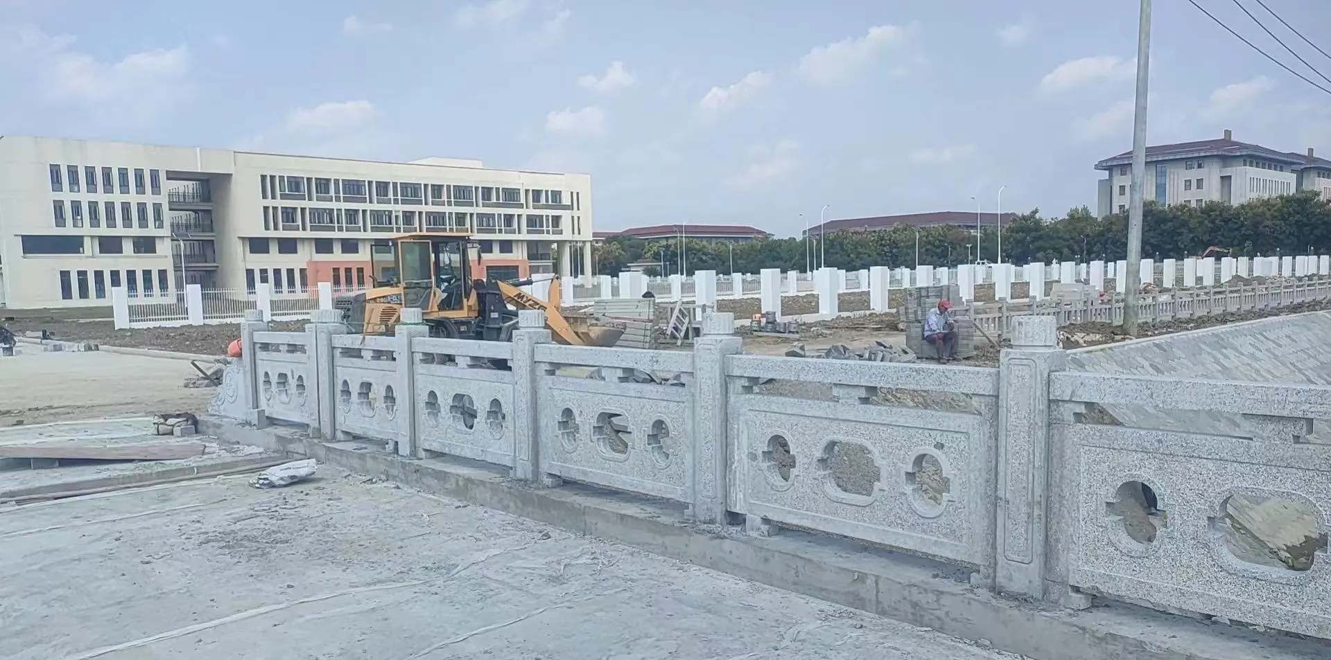 北海 白麻花岗岩荔枝面河道栏杆